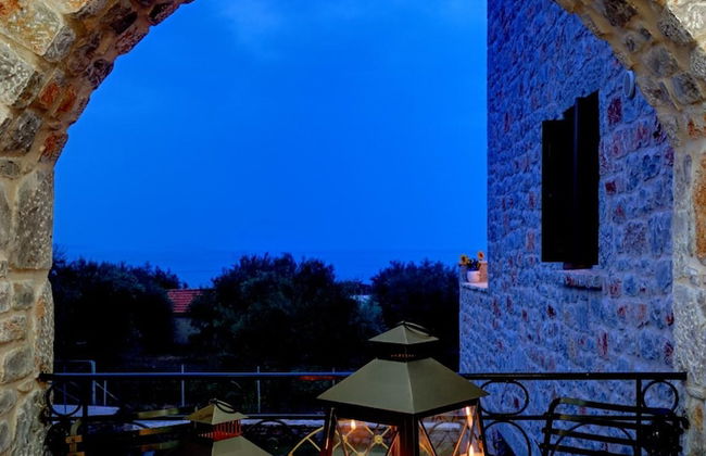 Byzantinon Hotel - Photo 13