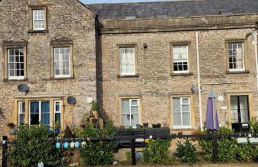 Whitstone getaway - Photo 7