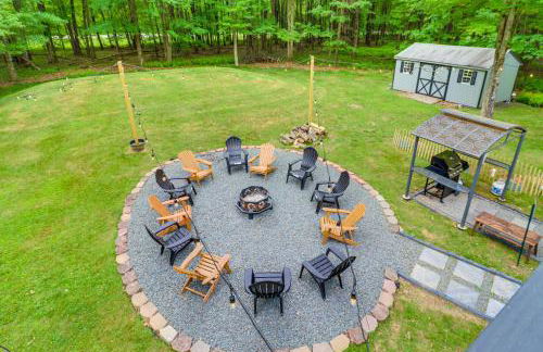 9 Mi to Camelback! Home with Hot Tub and Fire Pit - Foto 29