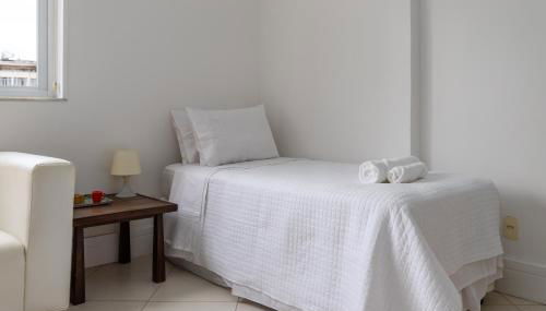 32-COP · CurtaCopacabana: Studio funcional com tudo embaixo - Foto 2