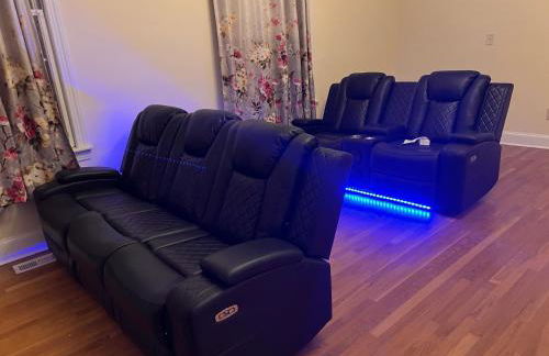 Beautiful River front home with private pool - Foto 46