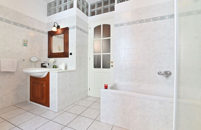 IzzHome Full Center Terrace - Foto 49