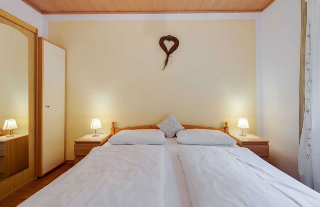 Beautiful Holiday Home in Viechtach With Views - Photo 7