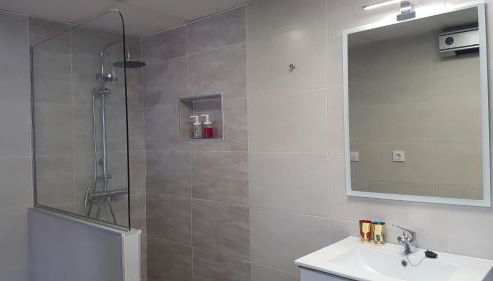 Manzil Cordoba - Foto 3, Shower