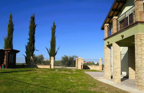 Characteristic restored farmhouse with 360 degree views - Photo 51