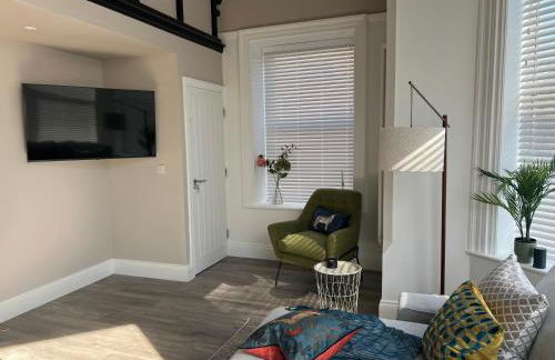 On The Avenue Apt 4 - Photo 23