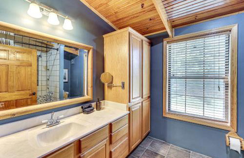 Creek Access, Games Family-Friendly Royal Retreat - Foto 25