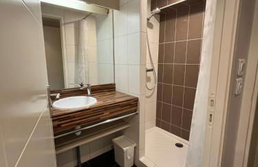 Appartement T2 N6 calme et cosy sur un golf - Foto 4