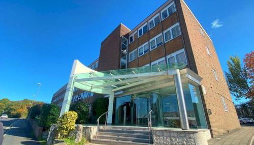 Sapphire Luxe- Basingstoke Sleeps 4 with Free Parking - Foto 5