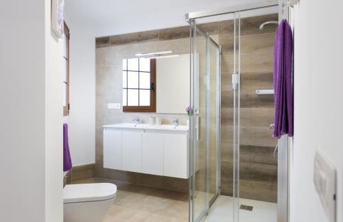 Apartamento Minimalista con Terraza, WiFi y a 1 Minuto de la Playa - ES-279-4 - Foto 5