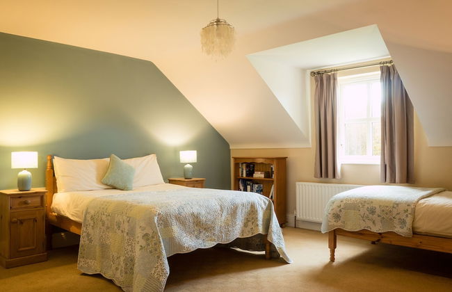 The Gatehouse at Mullans Bay - Photo 5