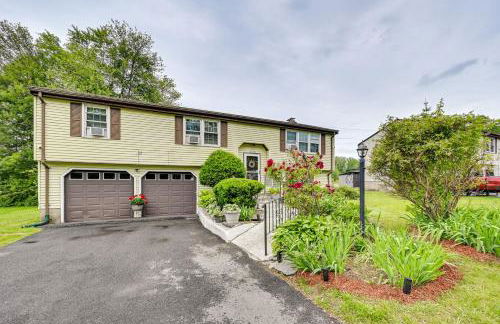 Vintage Windsor Home Private Yard and Covered Deck - Foto 30