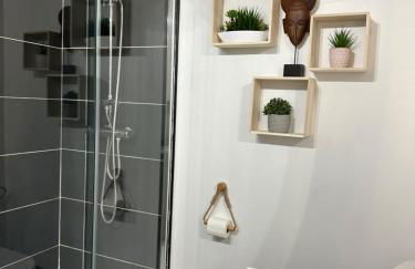 Le cocon Parking privé Centre ville Gare - Foto 9