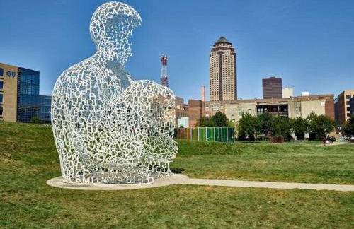 Beautiful 1 Bed Studio Apt Close to Hospitals! - Foto 10