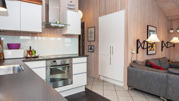 6 Person Holiday Home in Sjolund - Foto 5, Cocina privada