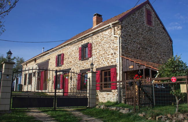 Cottage in Auvergne Near Cascade Gour - Foto 1