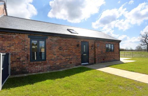 The Tyre Barn - Foto 1