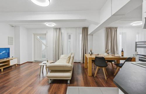 Yello Homes - Tiny Loft - 4 Personen - Flughafen - Foto 11