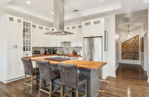 The Burgundy Penthouse Steps to the French Quarter - Foto 13