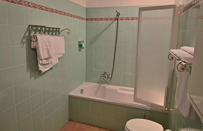 Cottage in Urbania With Pool & Terrace - Foto 13