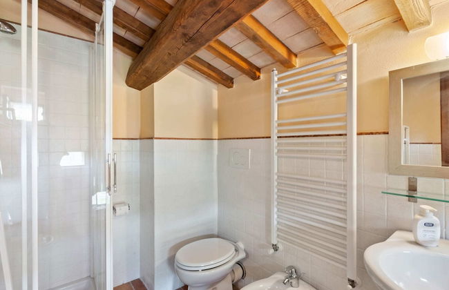 Beautiful Villa in Belforte All'isauro With Swimming Pool - Foto 59