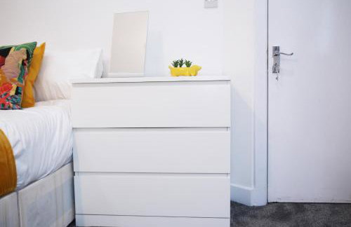 South Harrow Apartment - Photo 70