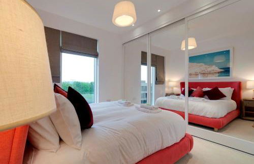 Pass the Keys Stunning and Spacious Modern Flat - Own Car Park - Foto 21