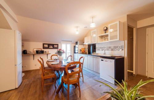 Maison Calme 14 personnes, piscine, jardin et parking - Photo 19