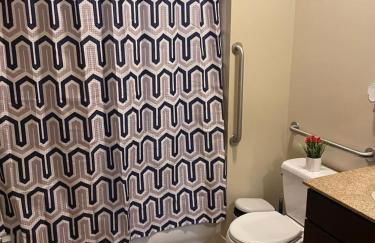 Luxury Apt at the Point Easy Access To and From Downtown 24-7 Parking - Foto 28