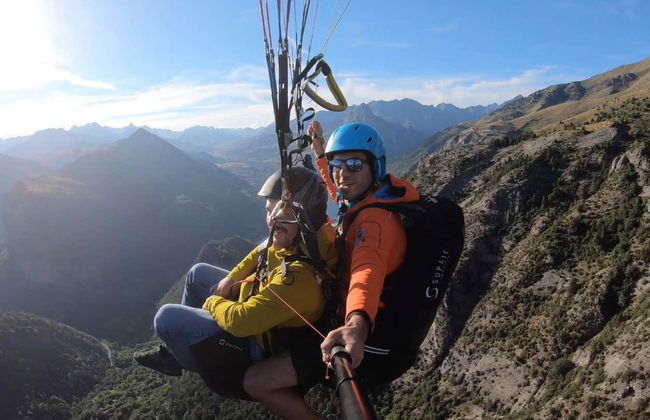 Voo de parapente por Huesca e pelo Pireneus aragoneses - Foto 2