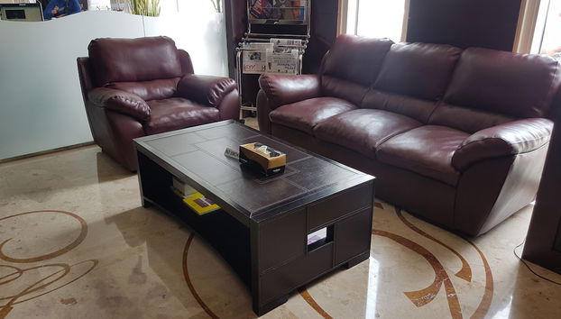 Coin salon dans le hall