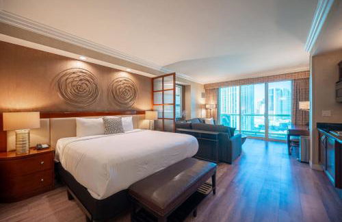 No Resort Fee Strip View Balcony+ Valet Parking - Foto 1