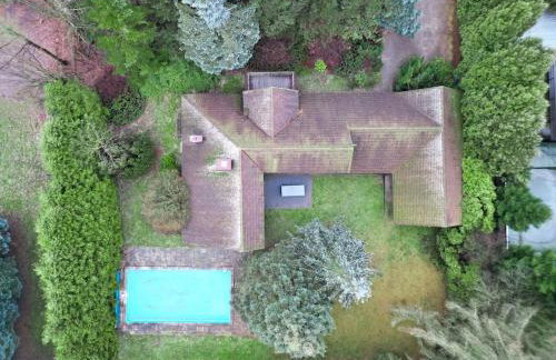 Leśny dom z basenem w okolicy Zegrza - Foto 31