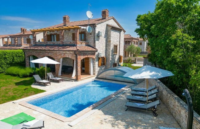 Villa Wish Comfortable Holiday Residence - Foto 1