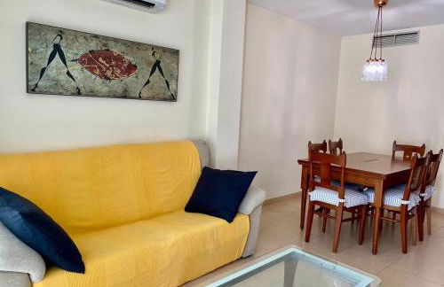 Apt Familiar con vistas al mar - Foto 5