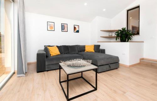 Cozy House with Pool near Rovinj - Photo 11