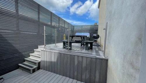 Hot Tub, Newly refurbished 4 bed, Dog friendly. - Foto 4, Garden