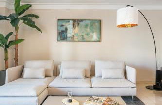 Host Wise - Deluxe Spacious House with Terrace & Jacuzzi - Foto 24