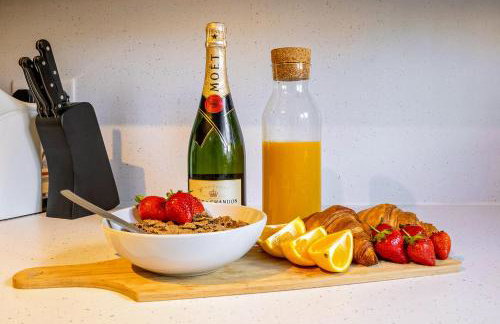 Modern & comfy 4 bedrooms Corby house free parking - Foto 34