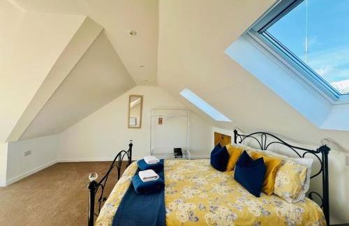 Stylish 3 Bed Apt Sea Views Near the Beach 2B - Foto 73