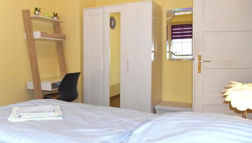 GUWO Gästewohnung Friedrich-Engels-Str 5 - Foto 2, wardrobe