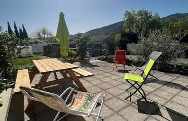 Appartement les Mésanges en rez de jardin -terrasse-2 chambres-parking - Foto 8