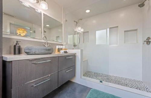 Middlebury Heights with Pool - Foto 29