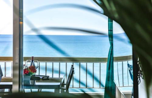 MAGNÍFICO APARTAMENTO - primera línea de mar - Photo 13