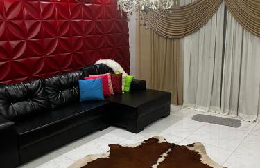 Linda Casa com Piscina e Edícula Gourmet Ouro verde - Foto 6