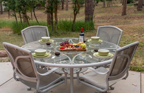 Spacious Comfort in Scenic Monument - Foto 60