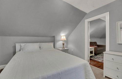 Suites on Seneca - Gorgeous One Bedroom Apartment - Foto 17