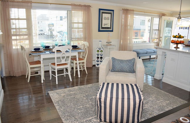 68 East Grand Ave - Photo 19