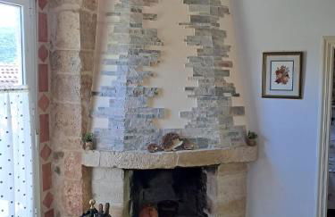 La antigua escuela bajo la Tesla - Photo 7