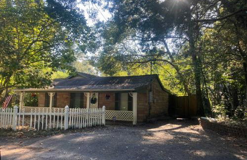 Dozing on Dog River- River Access Dock Yard - Foto 50